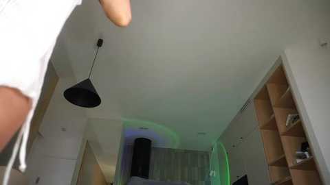 dreamsofia free recording from 2025-12-11 00:26:00