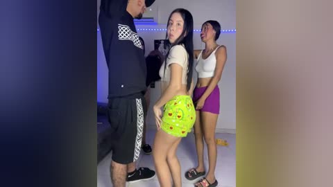 royalgirls_x free recording from 2025-12-11 00:38:00