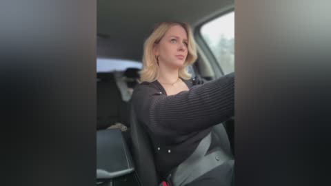 love_bri free recording from 2025-12-12 00:14:00