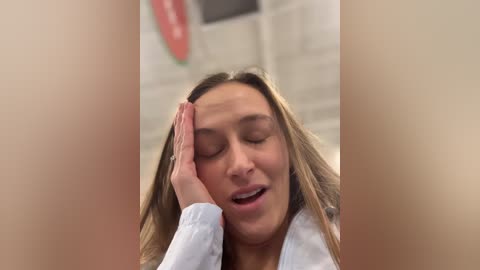 lunagirl13 free recording from 2025-12-12 00:05:00