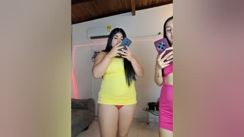 royalgirls_x free recording from 2025-12-12 00:14:00