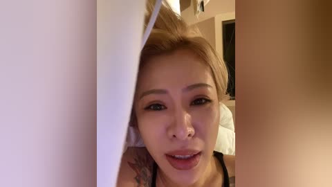 sunflower_77 free recording from 2025-12-12 00:14:00