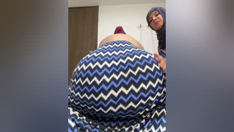 sweetmuslim01 free recording from 2025-12-12 00:52:00