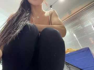 xiaowan_x free recording from 2025-12-13 00:55:00