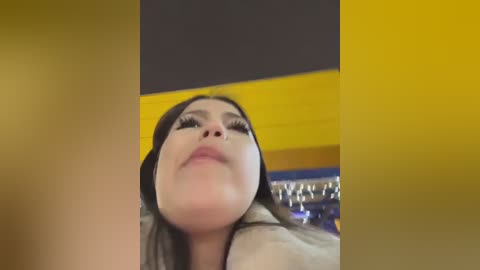 chloe__moon free recording from 2025-12-14 04:59:00