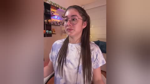 sharon_07 free recording from 2025-12-14 00:16:00