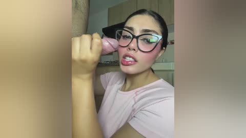 zui_lu free recording from 2025-12-14 00:27:00