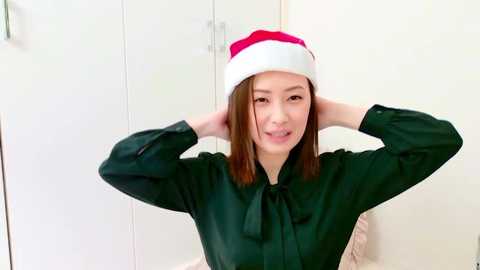 hazuki_8 free recording from 2025-12-15 02:45:00