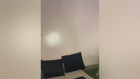 jumanaa free recording from 2025-12-15 00:32:00