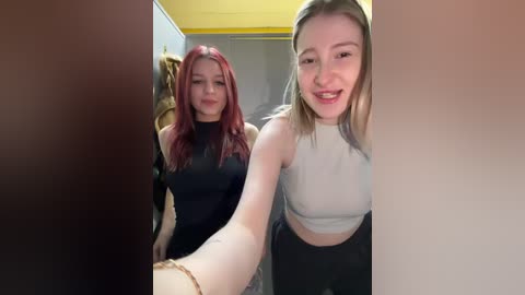 littlebitchesss free recording from 2025-12-15 03:37:00