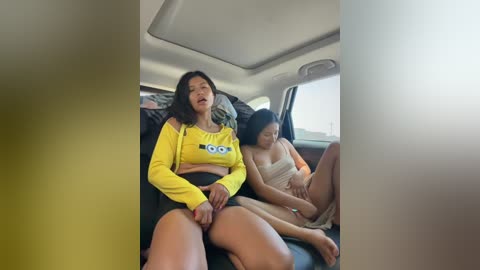 sexi_noemi free recording from 2025-12-15 02:45:00