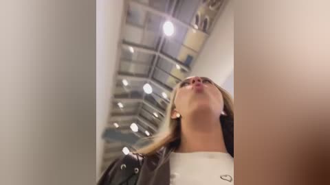 sweet___emily free recording from 2025-12-15 02:45:00