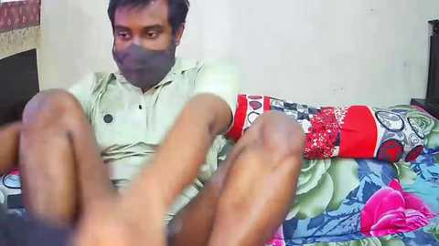 younger_couples free recording from 2025-12-16 00:15:00