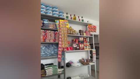 angie_e free recording from 2025-12-17 00:20:00