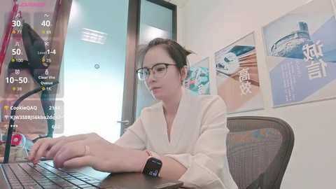 kkmm168 free recording from 2025-12-17 00:01:00