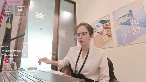 kkmm168 free recording from 2025-12-17 00:01:00