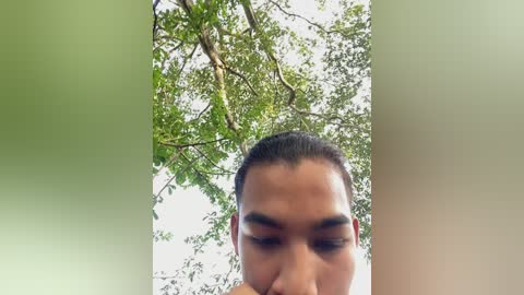 roomexotic11 free recording from 2025-12-17 00:01:00