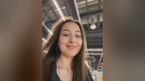 velvetvixeni free recording from 2025-12-18 00:13:00