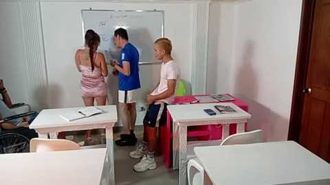 algmoon free recording from 2025-12-18 00:00:00