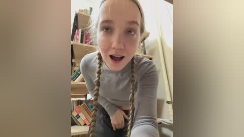 bambi_lu free recording from 2025-12-19 01:55:00