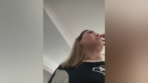 danielavegax free recording from 2025-12-18 00:00:00