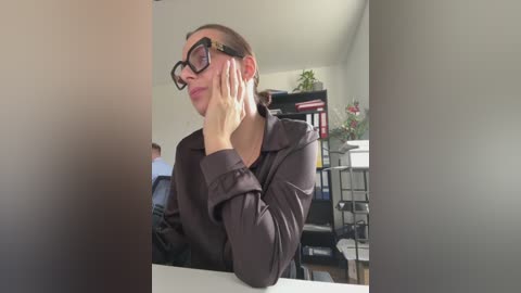 hii_lolla free recording from 2025-12-18 00:00:00