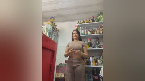sara_fun free recording from 2025-12-18 00:00:00