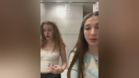yourfavcouple_ free recording from 2025-12-19 01:55:00
