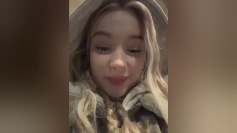 _teenytiny_ free recording from 2025-12-19 00:11:00