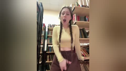 froggyanna free recording from 2025-12-19 00:11:00