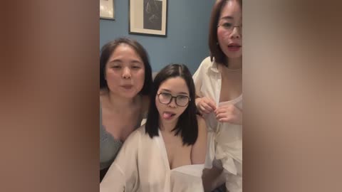 xiaowen1314 free recording from 2025-12-19 00:03:00