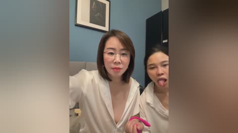 xiaowen1314 free recording from 2025-12-19 05:02:00