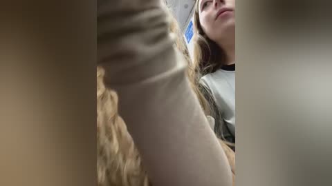 bambi_lu free recording from 2025-12-20 00:07:00