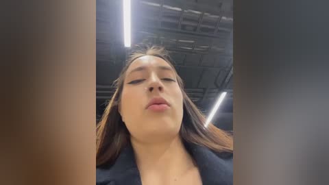 holly_play free recording from 2025-12-20 00:07:00