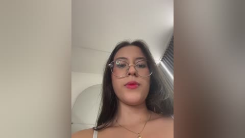 juanita_diaz free recording from 2025-12-20 00:40:00