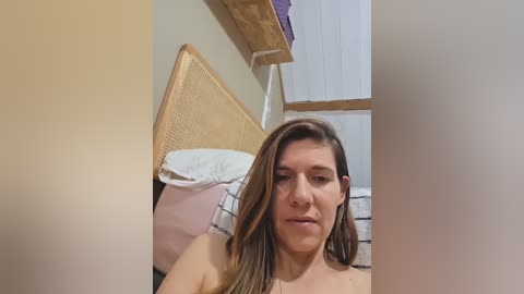 lina_lou4 free recording from 2025-12-20 00:07:00