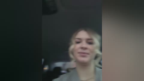 love_bri free recording from 2025-12-20 00:02:00