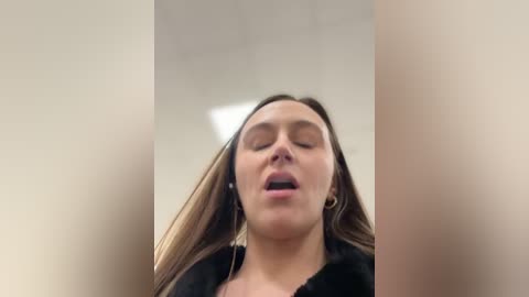 lunagirl13 free recording from 2025-12-20 00:00:00