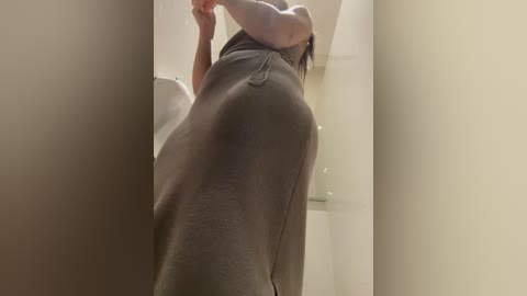 angelinateller free recording from 2025-12-21 00:06:00