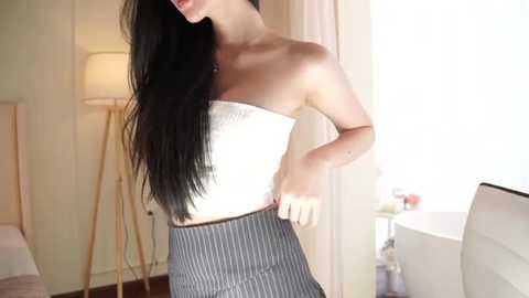 hi_feel_me free recording from 2025-12-21 00:13:00