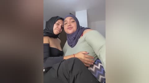 sweetmuslim01 free recording from 2025-12-21 00:07:00