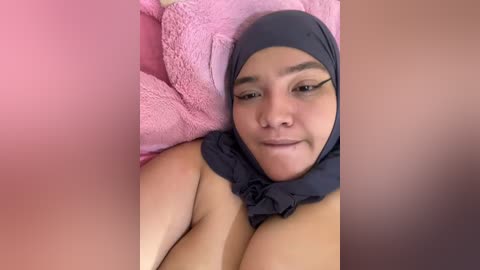 sweetmuslim01 free recording from 2025-12-21 00:13:00