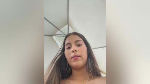 valeria_escobar free recording from 2025-12-21 00:02:00