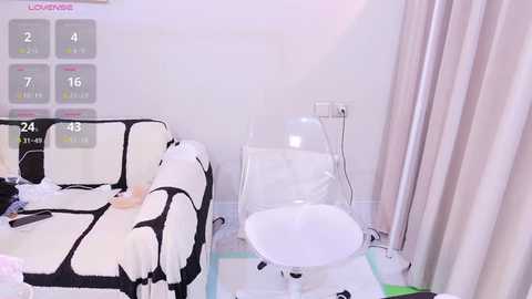 xiaoxi___n free recording from 2025-12-21 00:02:00