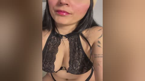 ana_u free recording from 2025-12-22 00:31:00