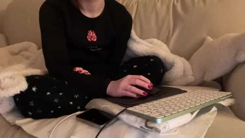 ijustturned18today free recording from 2025-12-22 00:05:00