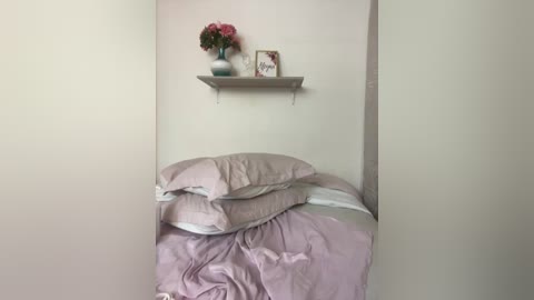 lauraraider free recording from 2025-12-22 00:31:00