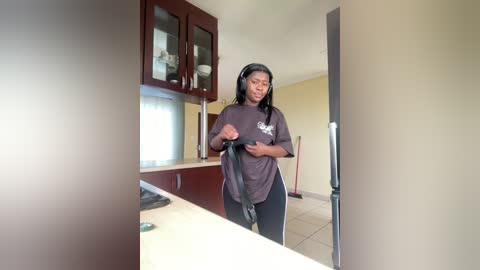 miyaxo2 free recording from 2025-12-22 00:05:00