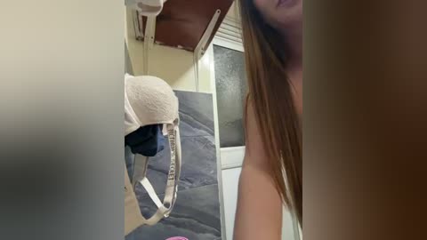 roouse free recording from 2025-12-22 00:09:00