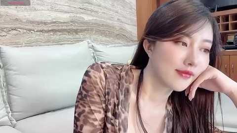 xiaoruo0816 free recording from 2025-12-22 00:05:00